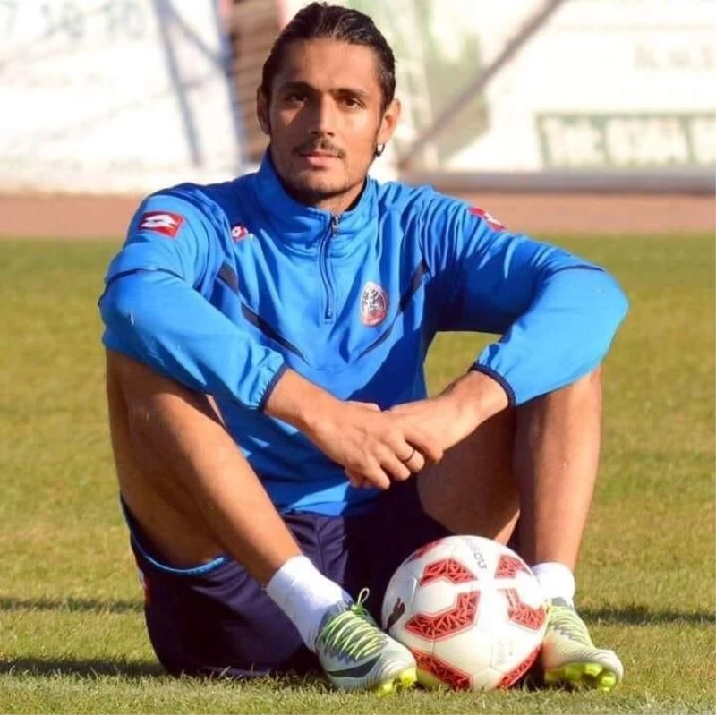 Aracında yanarak ölen futbolcunun ölümündeki sır perdesi aralanamadı
