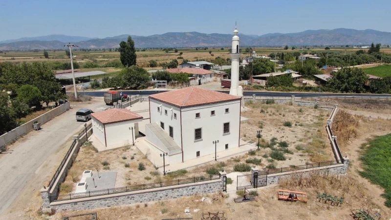 (Özel) “Yalnız minare” camisine kavuştu
