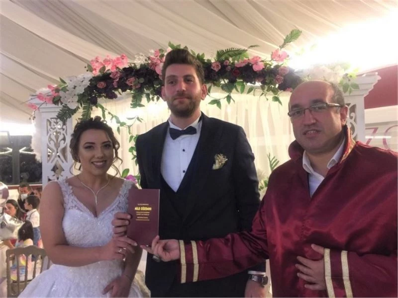 Başkan Çöl çiftlerin ve ailelerinin mutluluklarına ortak oluyor
