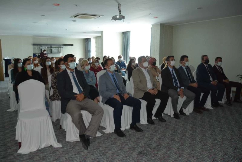 Afyonkarahisar’da yenidoğan ölümlerine en aza indirmek amacıyla eğitimler başladı
