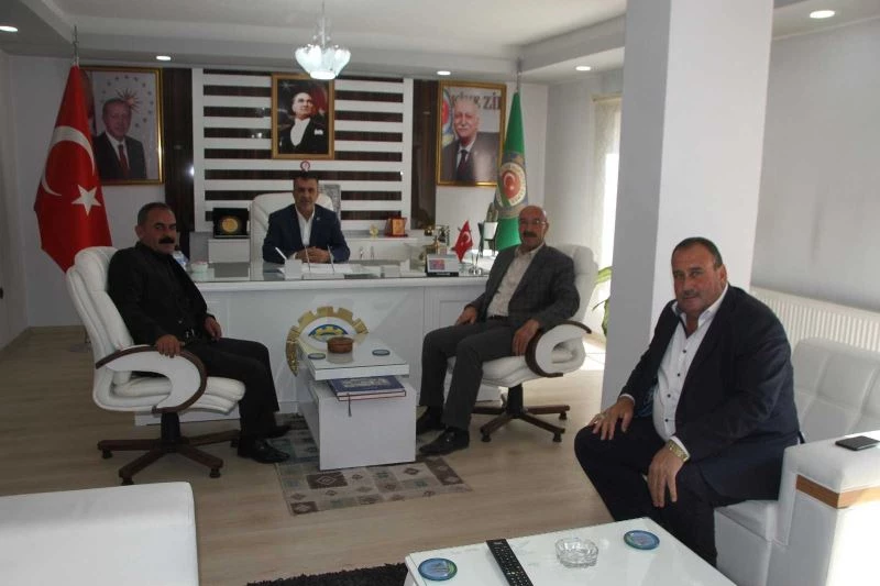 Başkan Aral’a ‘Çiftçi Dostu Şeref Belgesi’ verildi
