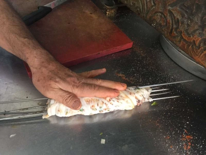 Unutulmuş lezzet olan perdeli ciğeri gün yüzüne çıkarılıyor
