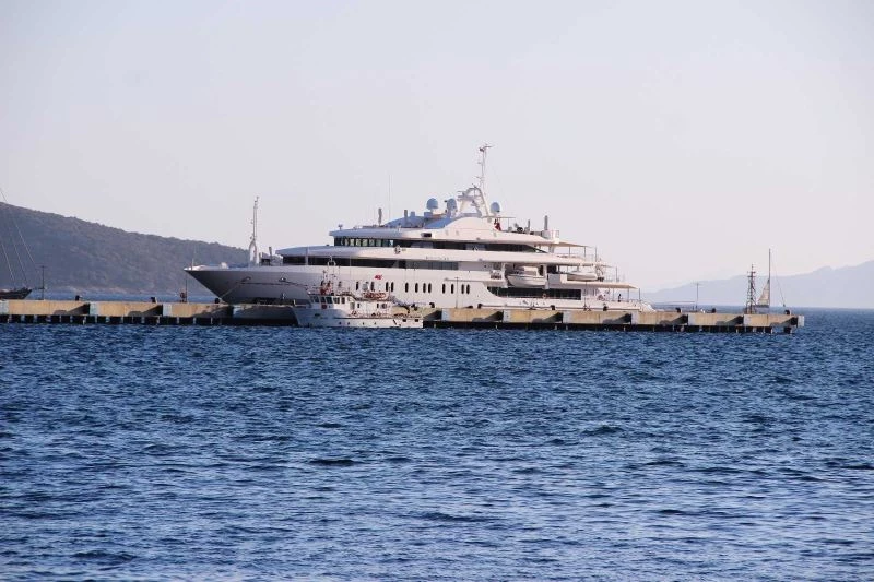 Bodrum’a demir atan 118 milyon dolarlık yüzen sarayın günlük kirası dudak uçuklattı
