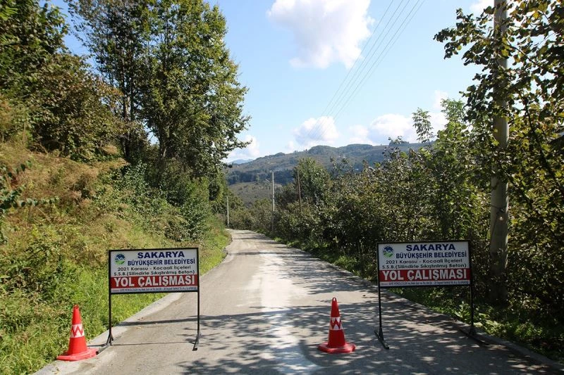 Beton yol çalışmaları Kocaali’de devam ediyor
