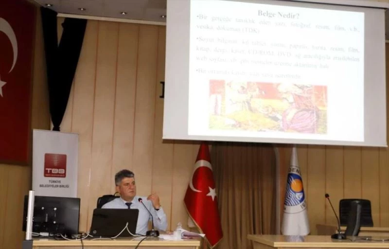 Akdeniz Belediyesi personeline Dijital Arşiv Eğitimi verildi