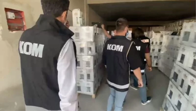 Antalya’da 7 bin 638 şişe sahte alkol ile 450 gram metamfetamin ele geçirildi

