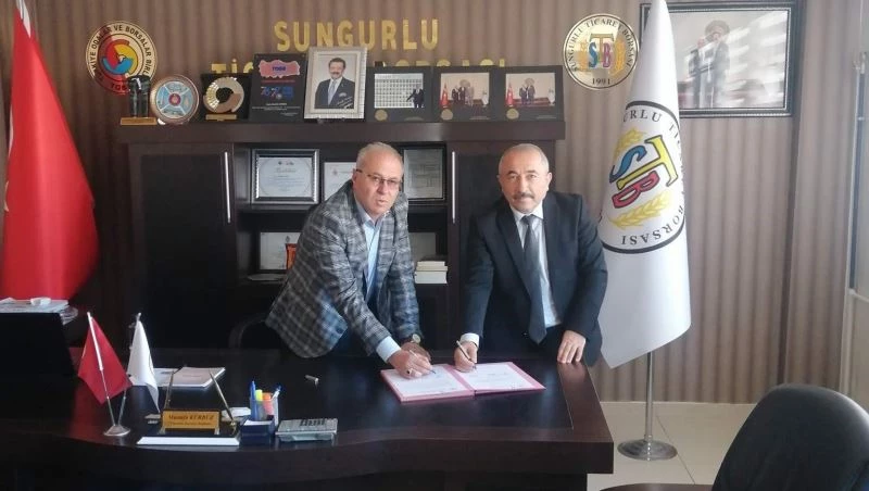 TOBB’dan 636 öğrenciye kışlık kaban yardımı
