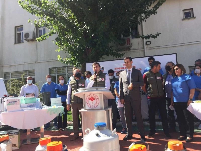 Diyarbakır’da veteriner hekimlere araç ve ekipman desteği
