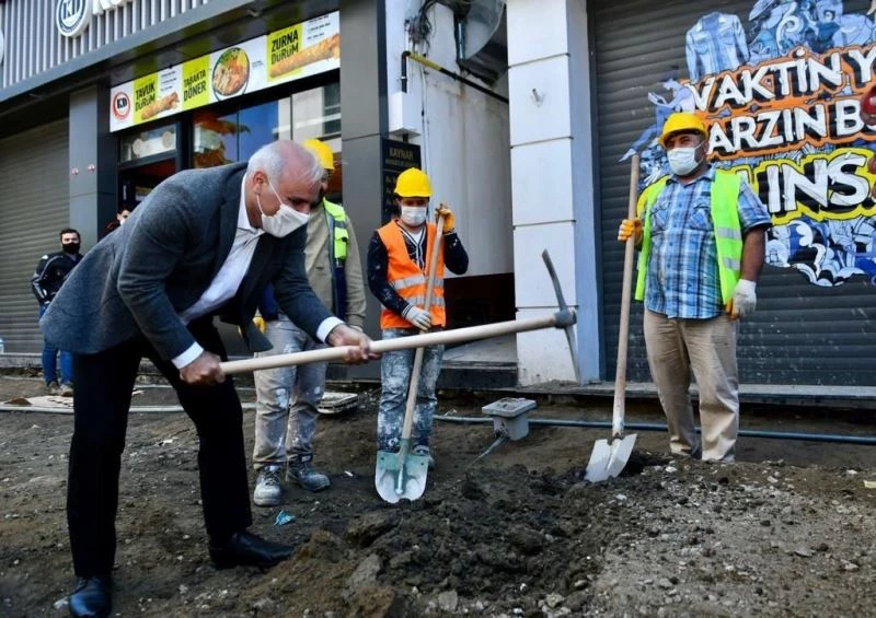 Büyükşehir Belediye Başkanı Zorluoğlu: “Trabzon’u renklerini koruyarak geliştiriyoruz”

