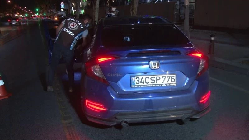 Korsan taksiyi kullandı, yakalanınca da ‘İlk kez kullandık, bir daha kullanmayalım’ dedi
