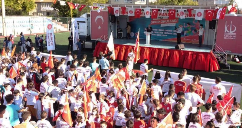 Keçiören’deki yaz spor okullarından 3 bin öğrenci faydalandı
