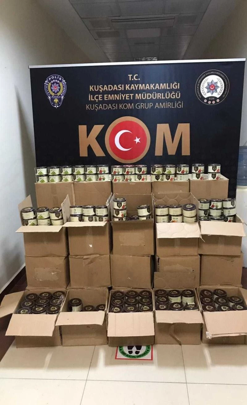 Şüpheli kamyonetten nargile tütünü çıktı
