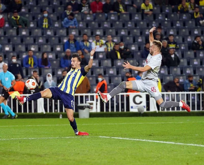 UEFA Avrupa Ligi: Fenerbahçe: 0 - Olympiakos: 3 (Maç sonucu)

