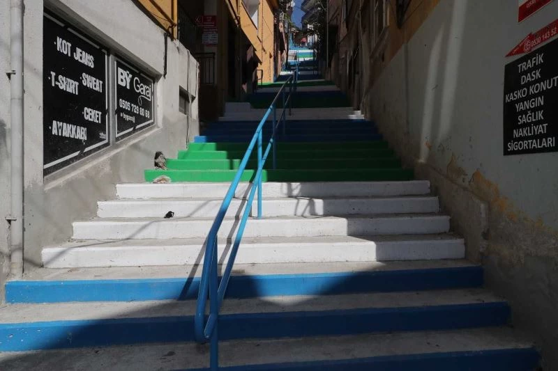 Doğan ve Cedit’e yeni merdiven
