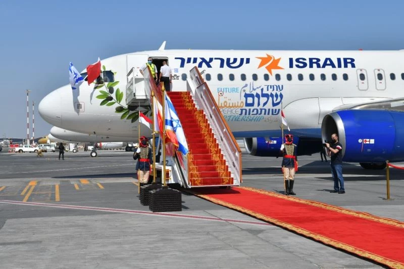 İsrail’den Bahreyn’e ilk resmi ziyaret
