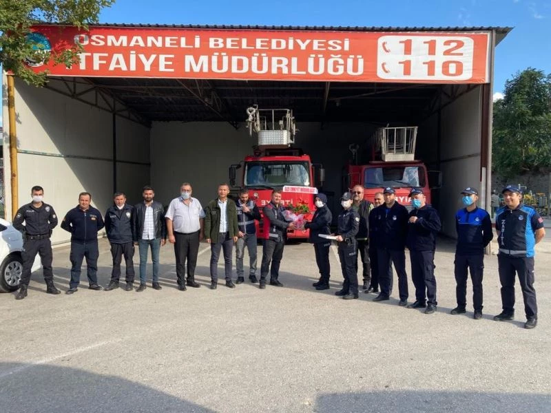 Polisten itfaiyecilere ziyaret
