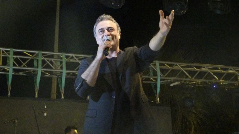 Kutsi Hatay’da halk konseri verdi
