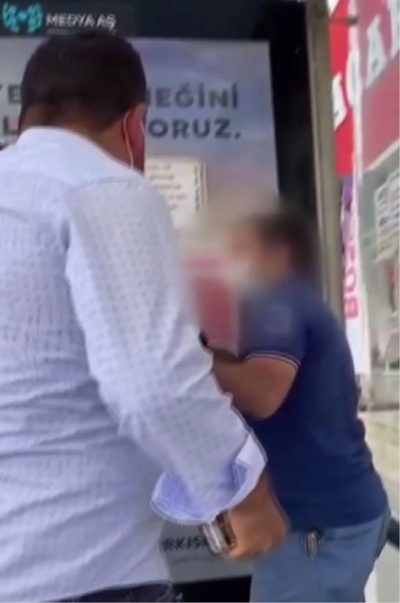 (Özel) Kadınların fotoğraflarını çekerek taciz eden kişiye meydan dayağı
