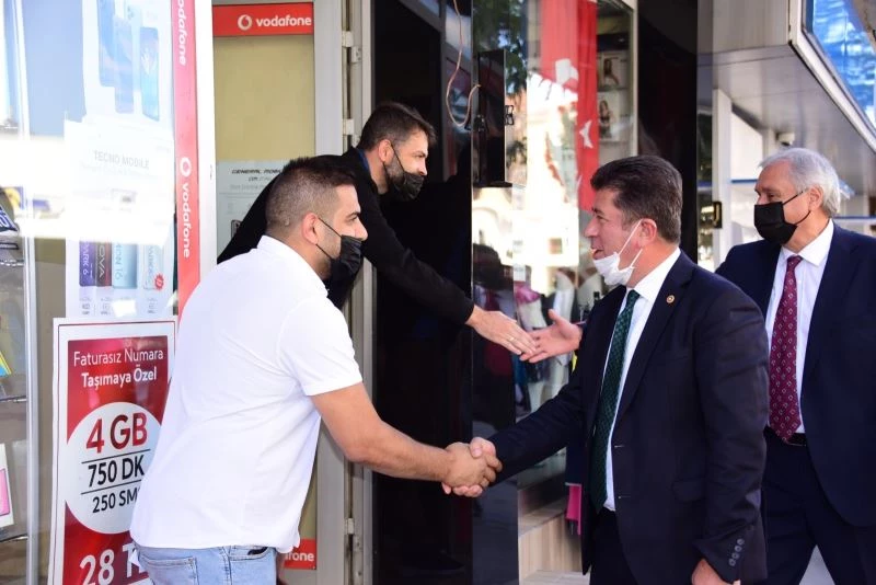 Başkan Bakkalcıoğlu ve Milletvekili Tüzün, Bozüyüklülerin kurtuluş bayramını kutladı
