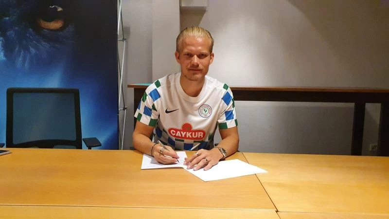 Çaykur Rizespor Joel Pohjanpalo ile 1 yıllık kiralık olarak anlaştı
