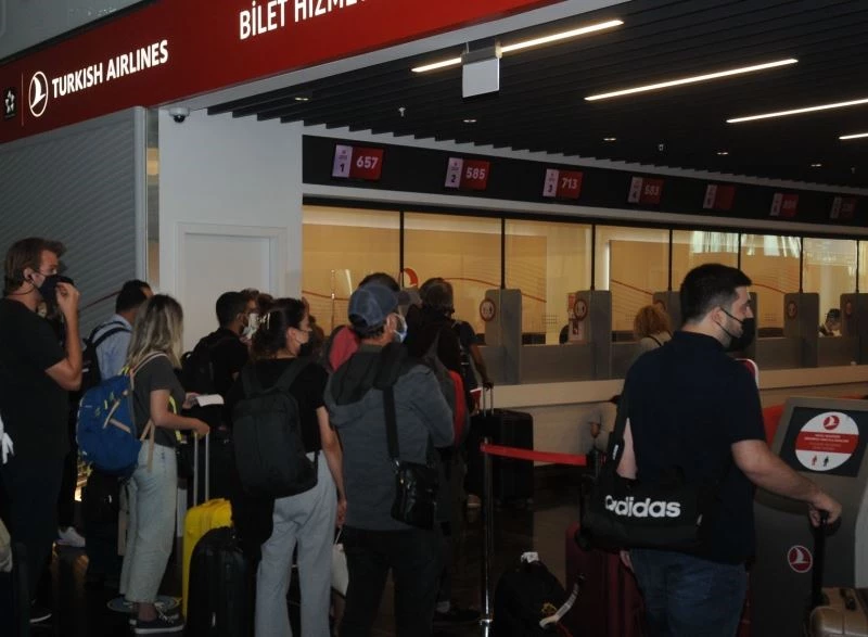 Balayı çiftine aşı engeli
