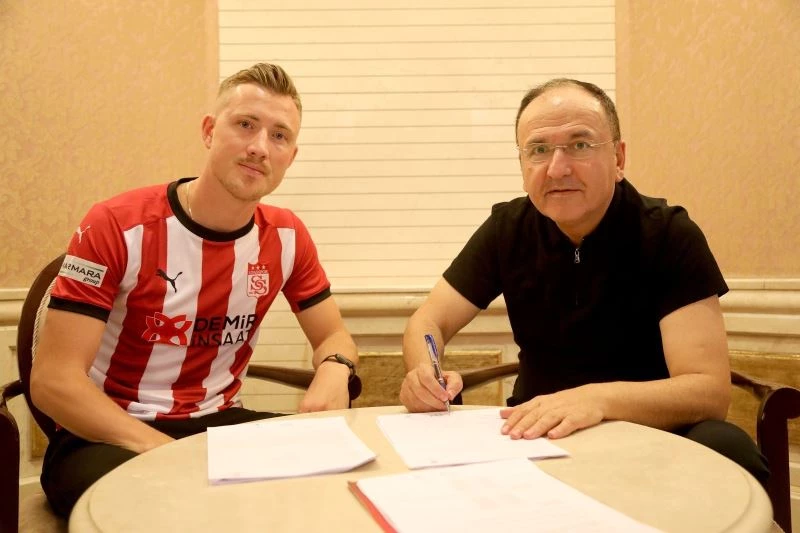Fredrik Ulvestad resmen Sivasspor’da
