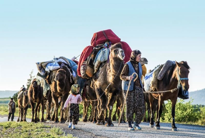 Sarıkeçili Yörüklerinin göçü, fotoğraf sanatçısına 2 ödül getirdi
