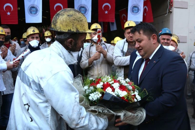 GMİS yönetim kurulu, Üzülmez Müessesesi’nde madenciyi bilgilendirdi
