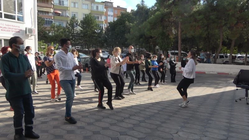 8 Eylül Dünya Fizyoterapistler Gününde mesaiye egzersiz yaparak başladılar
