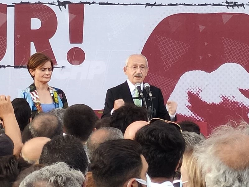 CHP İstanbul İl Başkanlığının yeni binası açıldı
