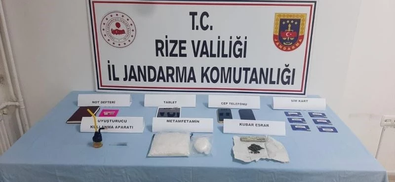 Arabasının stepnesinden uyuşturucu çıktı
