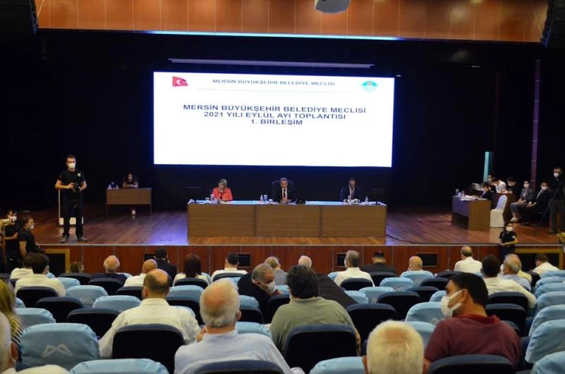 Mersin Büyükşehir Belediye Başkanı Vahap Seçer