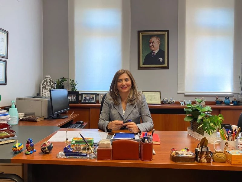 Hekimlerin aşı kararsızlarını doğru yönlendirebilmesini sağlayacak proje, Prof. Dr. Aksakal’dan geldi
