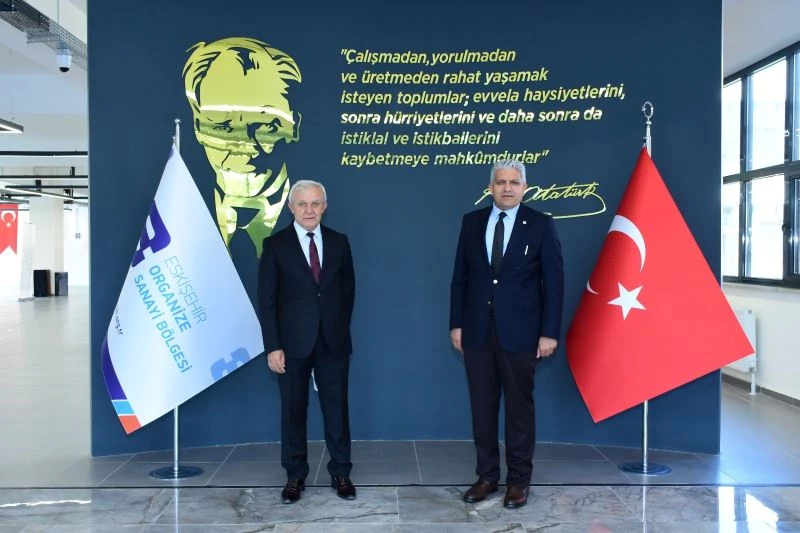 Sanayi ve Teknoloji İl Müdürü Güven, EOSB Meslek Lisesine hayran kaldı
