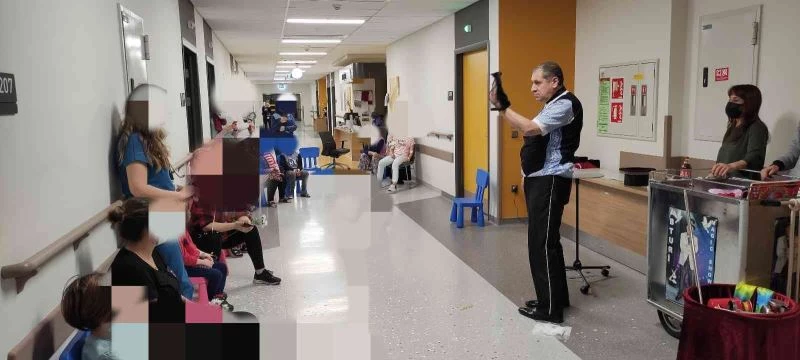 Otomobil tutkunlarından tedavi gören çocuklara büyük sürpriz
