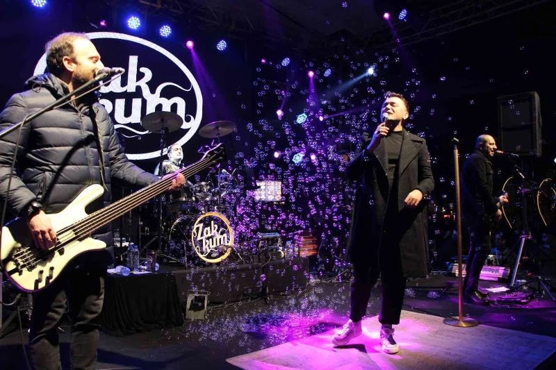 Zakkum’dan Amasya’da yılbaşı konseri
