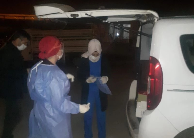 Filyasyon ekipleri, yılbaşında da virüsün izini sürdü
