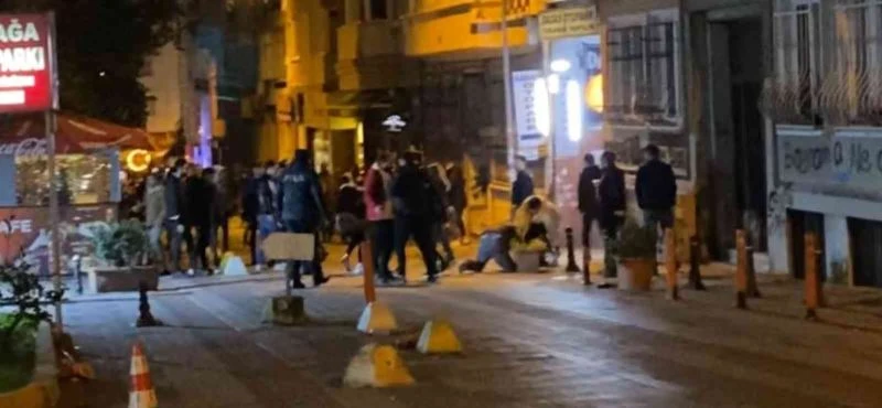 Kadıköy’de alkol alan iki grup arasında ‘yan baktın’ kavgası
