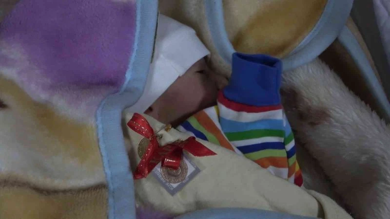 Kırıkkale’de yeni yılın ilk bebeği Deniz Kağan oldu
