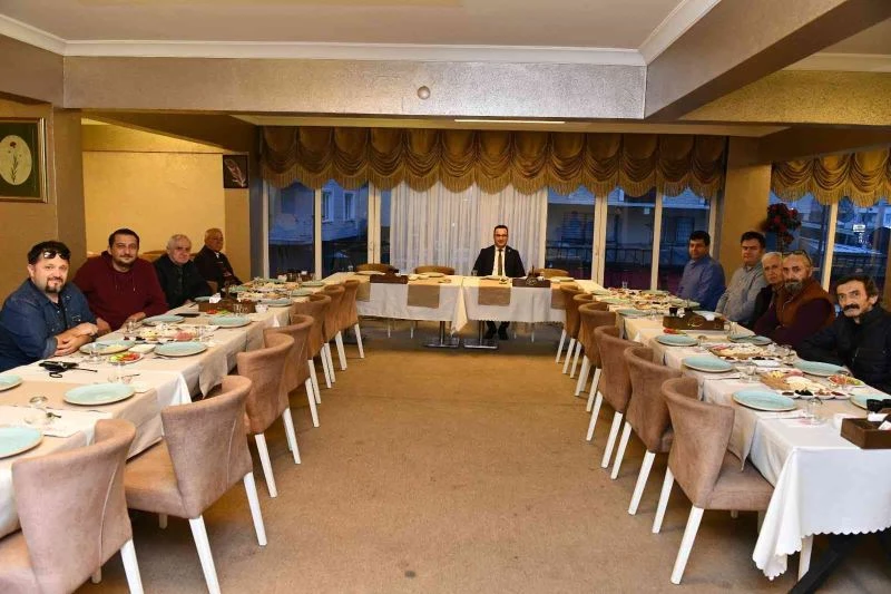 Başkan Kanar gazetecileri unutmadı
