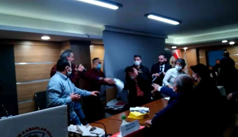 Tarsus’ta Kasaplar Odasının seçiminde kavga çıktı
