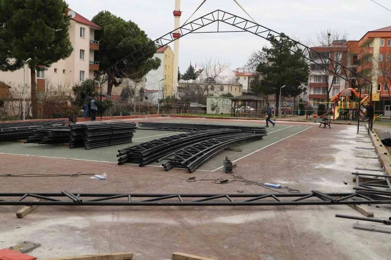 19 Mayıs ilçesinde kapalı tenis kortu için çalışmalar başladı
