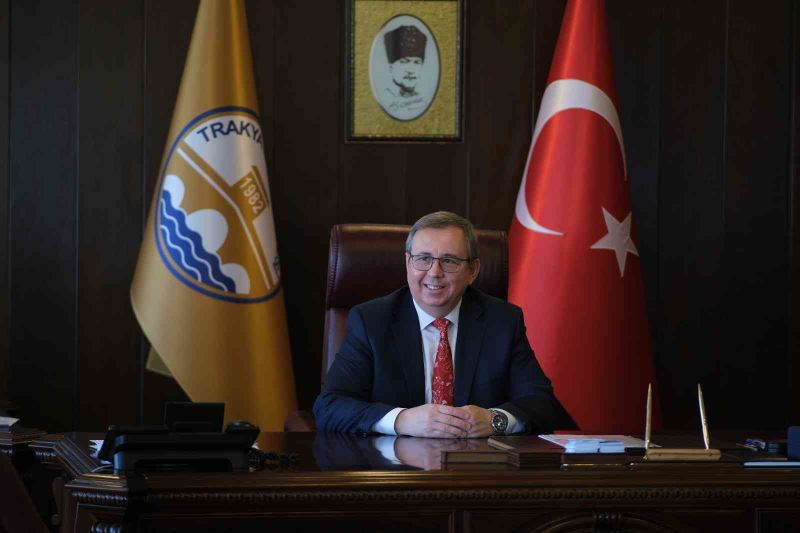 Rektör Tabakoğlu: “Tüm gazeteci dostlarımızın bu özel ve anlamlı gününü içtenlikle kutluyorum”
