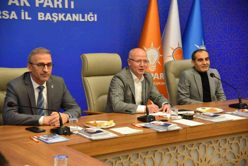 AK teşkilatlar yeni üyelerle gücüne güç katıyor
