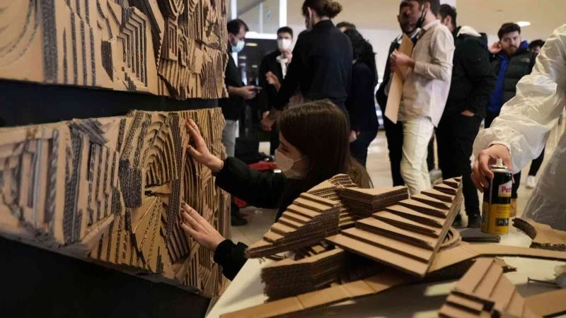 KBÜ Güzel Sanatlar Fakültesi Öğrencilerinden Rölyef Projesi
