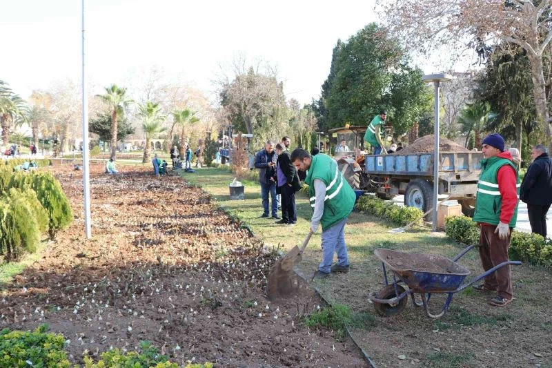 Balıklıgöl’de lale soğanları toprakla buluştu
