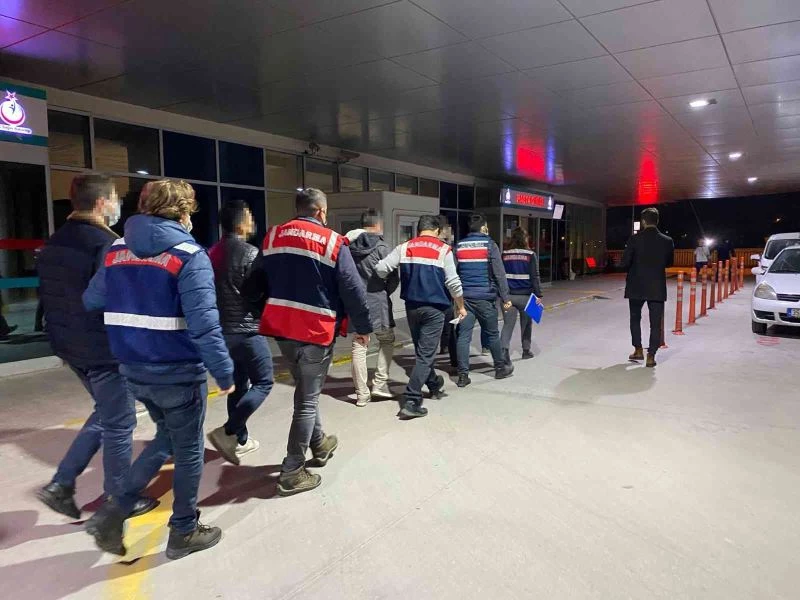 FETÖ’nün askeri kanadına operasyon: 133 şüpheliye gözaltı
