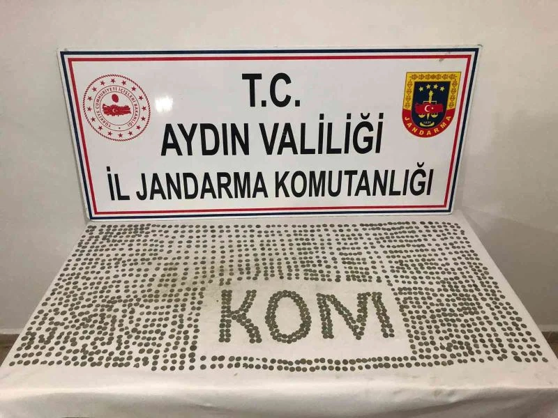 Aydın’da tarihi eser operasyonu: Bin 642 adet bronz sikke ele geçirildi

