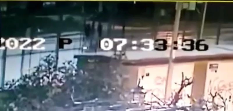 Genç kadının öldürülme anı güvenlik kameralarına yansıdı
