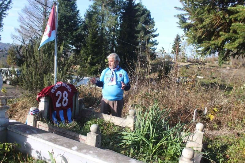 Şampiyonluk kupasının kardeşinin mezarına getirilmesini istiyor
